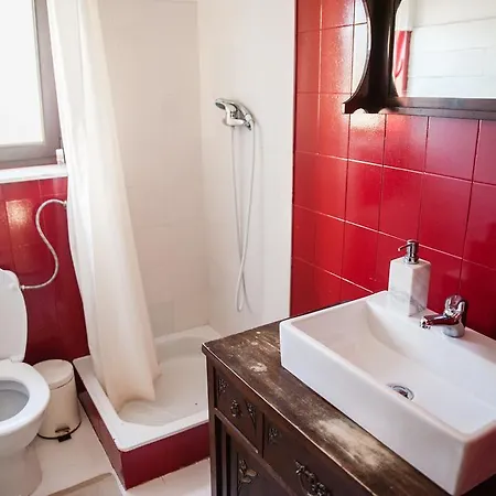 Surfies Guest house